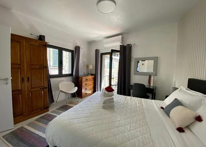 Refugio Da - Refuge Of The Village Villa