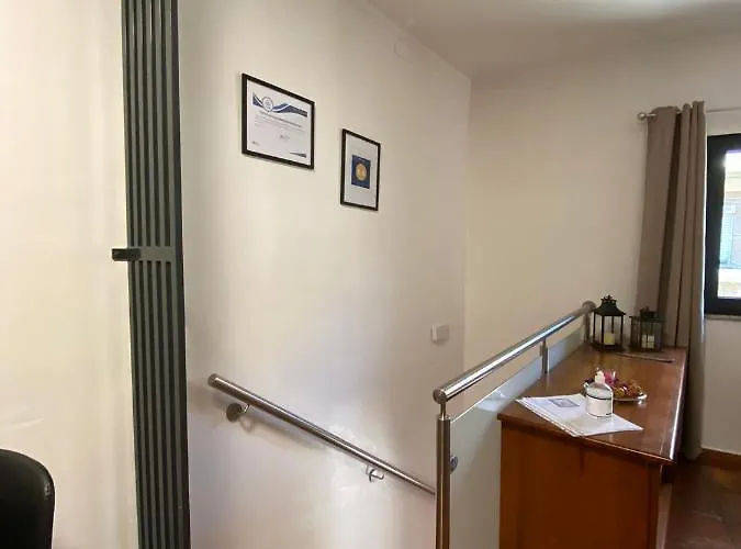 Refugio Da - Refuge Of The Village *