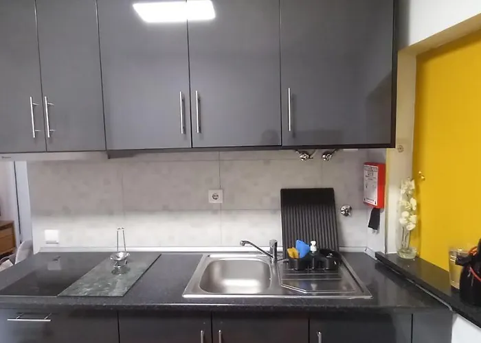 Refugio Da - Refuge Of The Village *